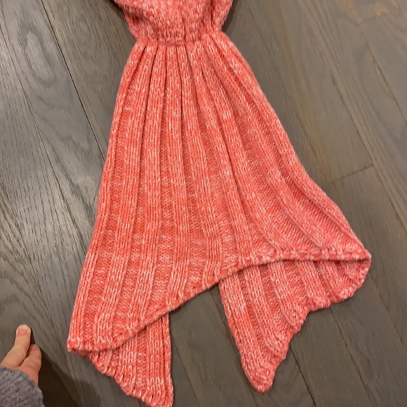 Mermaid knit blanket - Picture 2 of 7